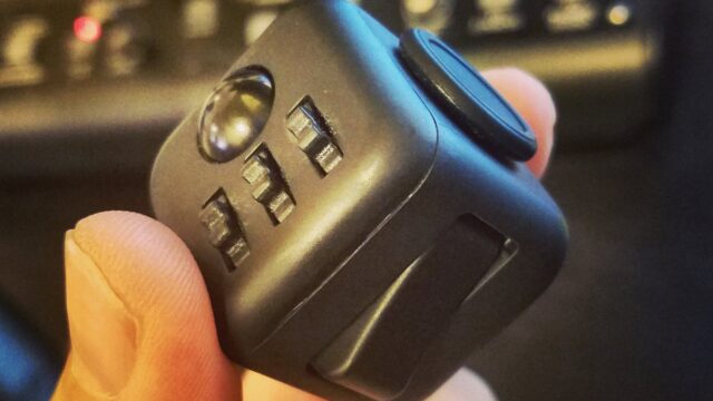 I finally have the @FidgetCube from @AntsyLabs that I backed on Kickstarter, and it’s strangely satisfying.